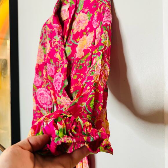 ROCOCO SAND Chloe Pink Floral Long Sleeves Wrap Maxi Dress Size Small - Picture 10 of 16